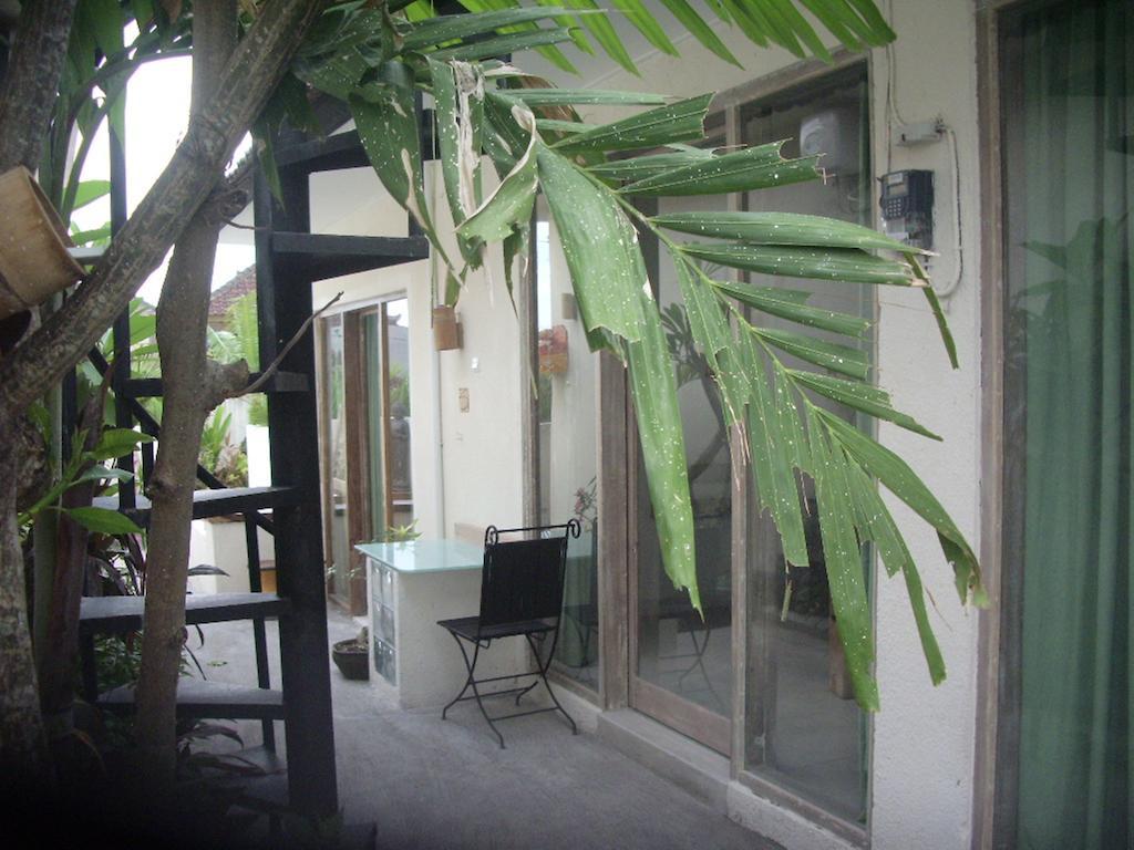 Gusti Homestay Kerobokan Екстериор снимка