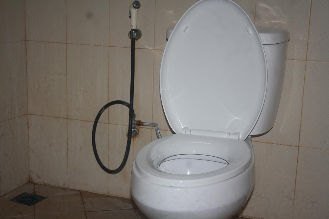 Gusti Homestay Kerobokan Екстериор снимка