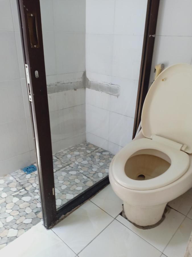 Gusti Homestay Kerobokan Екстериор снимка